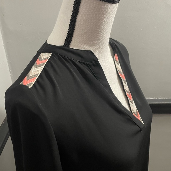 The Limited Small Black Chiffon Material Top - Picture 2 of 3